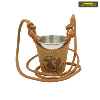 Чарка сувенірна мала в шкіряному чохлі «Я полюю на гриби» Acropolis СХМ-1г