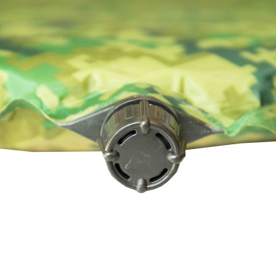 Килимок самонадувний Tramp з можливістю зістібання camo 185х65х5 UTRI-007 Килимок самонадувний Tramp з можливістю зістібання camo 185х65х5 UTRI-007